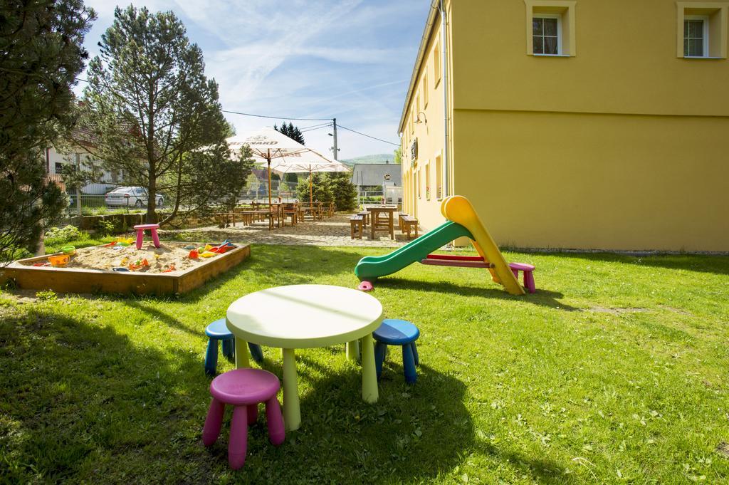 Penzion U Vyhlidky Chřibská 外观 照片