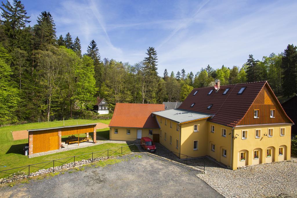 Penzion U Vyhlidky Chřibská 外观 照片