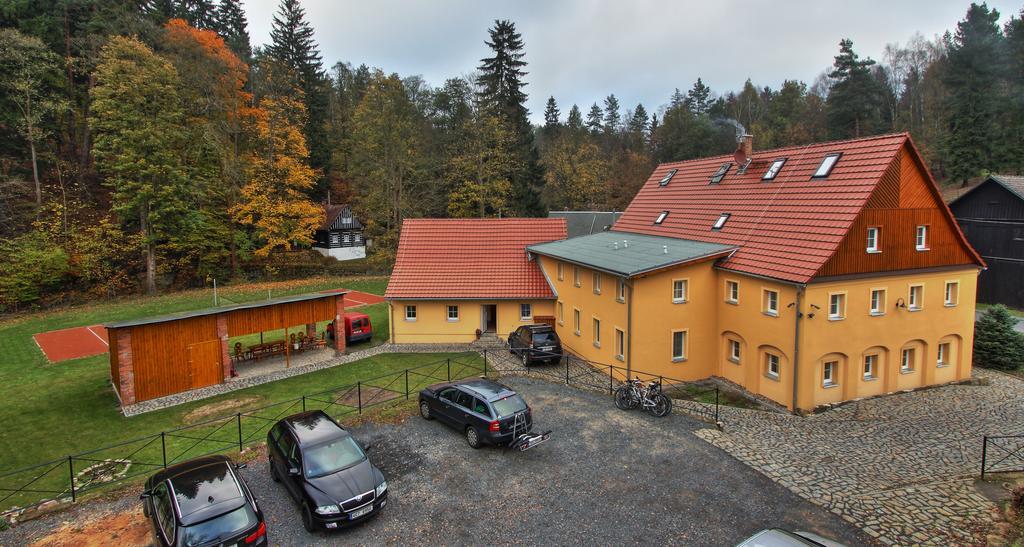 Penzion U Vyhlidky Chřibská 外观 照片